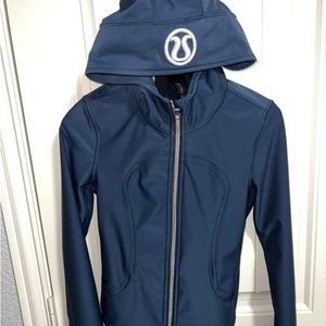 LuLuLemon winter jacket - size 2. NWOT